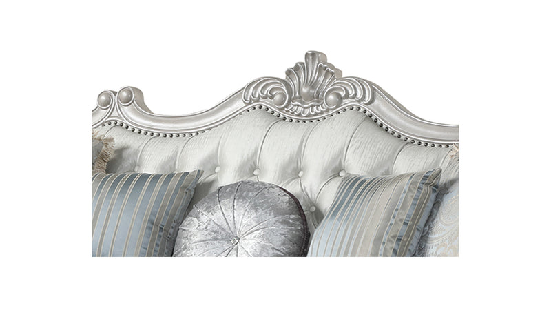 Tuscan Traditional Style Sofa Made With Wood in Silver